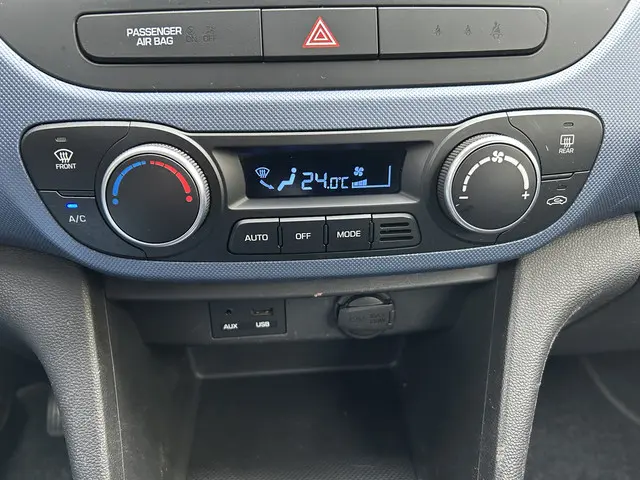 Hyundai i10 1.0i Go! 2015 Benzine 15