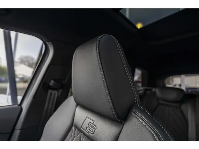 Audi Q4 e-tron 35 S edition 55 kWh 2022 Elektrisch 12