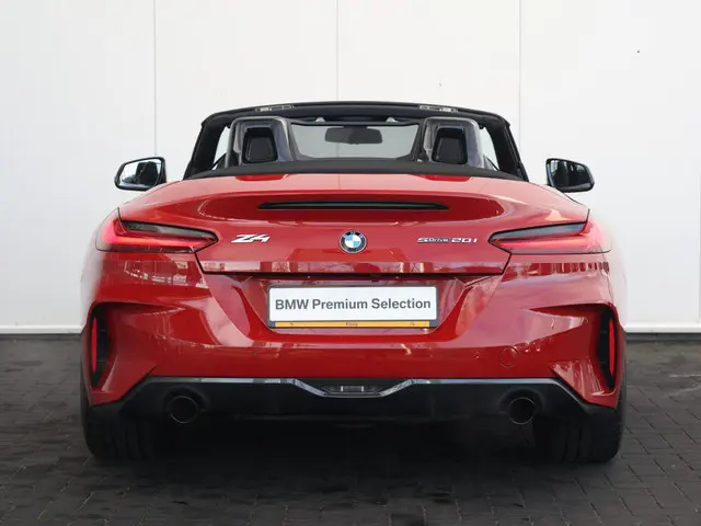 BMW Z4 Roadster sDrive20i High Executive 2021 Benzine 24