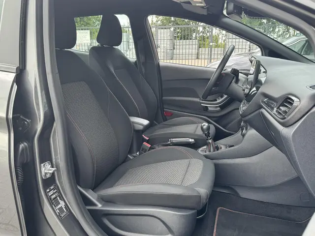 Ford Fiesta 1.0 ECOBOOST ST-LINE 2021 Benzine 10
