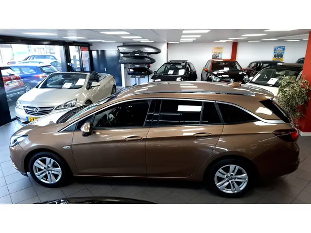 Opel Astra Sports Tourer 1.0 Innovation 2016 Benzine 4