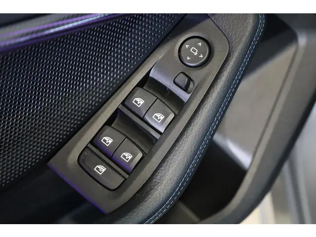 BMW 1 Serie 5-deurs 118i 2022 Benzine 21