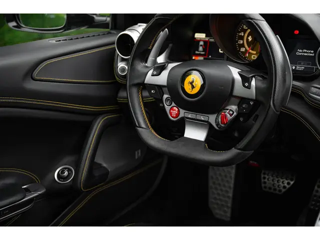 Ferrari GTC4Lusso 6.3 V12 2016 Benzine 14