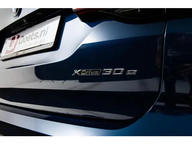 BMW X3 xDrive30e High Executive 2021 Hybride Benzine 40