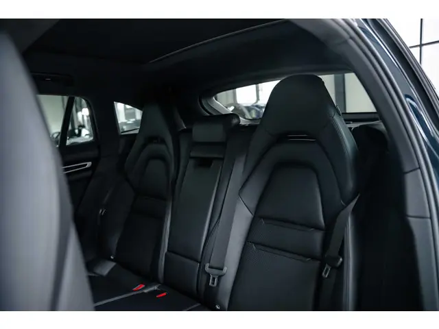 Porsche Panamera Sport Turismo 2.9 4S 2018 Benzine 42