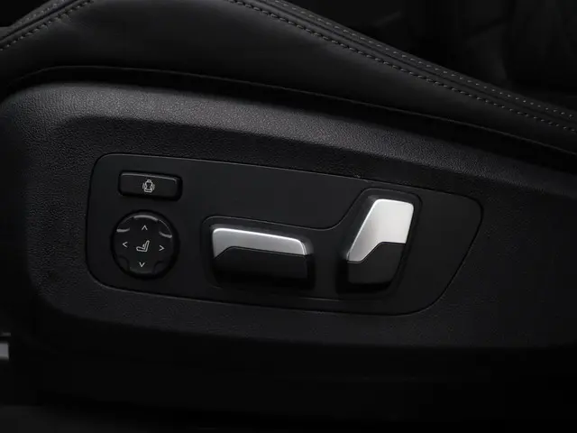 BMW X5 xDrive50e 2025 Hybride Benzine 14