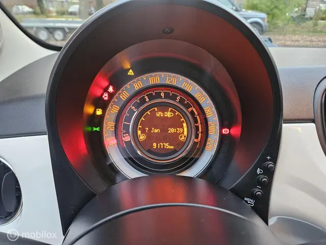 Fiat 500 1.2 CABRIO // 97000 KM 2017 Benzine 12