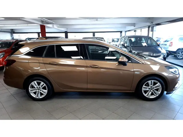 Opel Astra Sports Tourer 1.0 Innovation 2016 Benzine 5