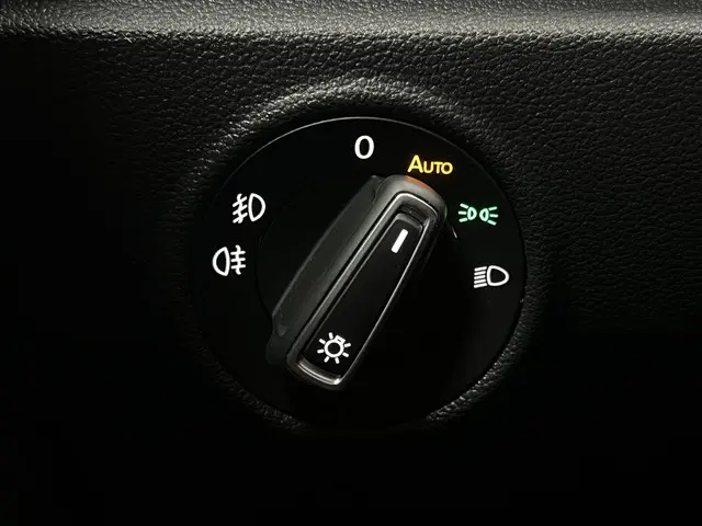 Volkswagen T-Roc 1.5 TSI Sport 2021 Benzine 21