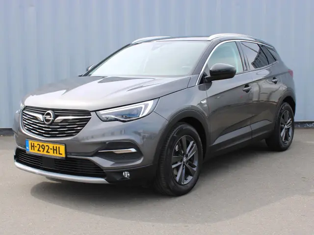 Opel Grandland X 2