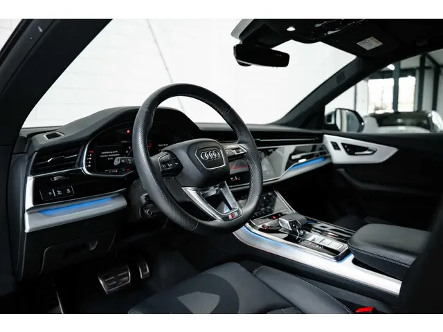 Audi SQ8 4.0 TFSI SQ8 quattro 2021 Benzine 24