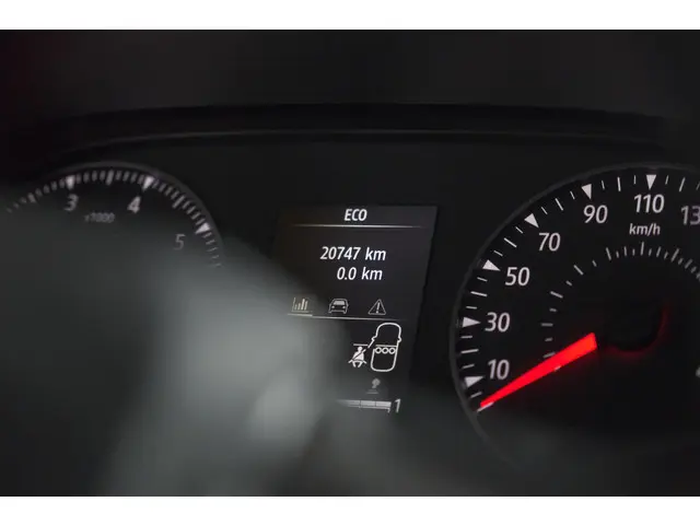 Dacia Sandero Stepway TCe 90 Expression 2024 Benzine 38