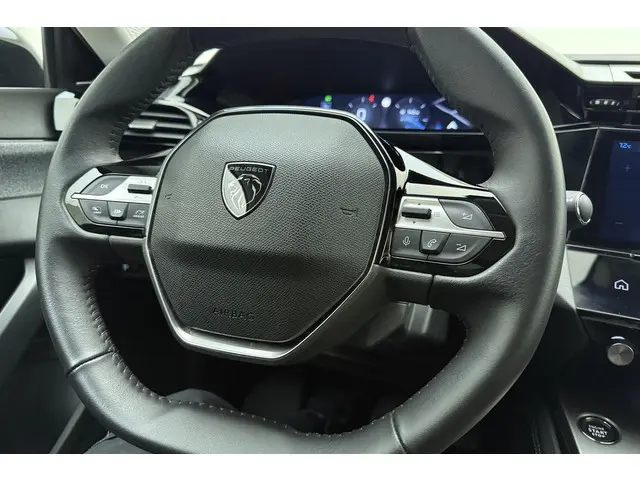 Peugeot 308 1.2T 130pk Allure 2023 Benzine 18