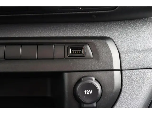 Opel Vivaro 2.0 CDTI L3H1 Edition 2020 Diesel 24
