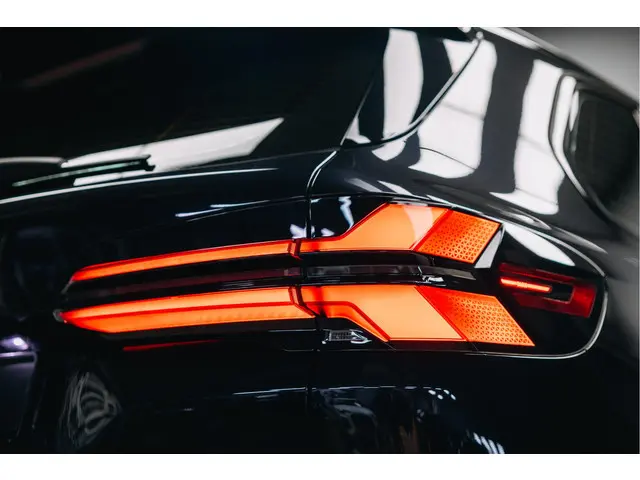 BMW X5 xDrive50e 2023 Hybride Benzine 13