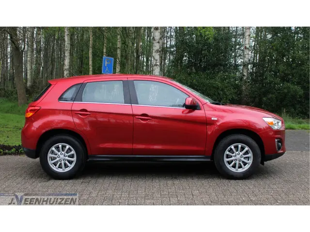 Mitsubishi ASX 1.6 Cleartec Bright 2016 Benzine 8