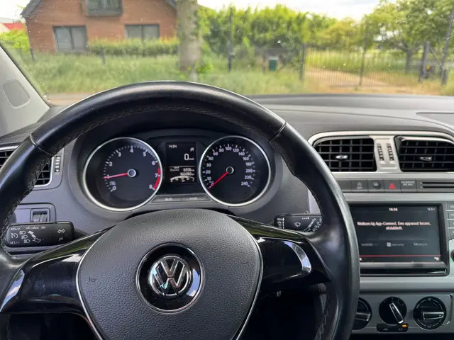 Volkswagen Polo 1.0 BlueMotion Edition 2016 2016 Benzine 13