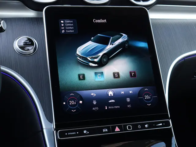 Mercedes-Benz CLE Cabriolet 200 AMG Line 2024 Benzine 29