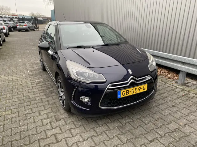 Citroën DS3 1.2 PureTech So Chic 2015 Benzine 14