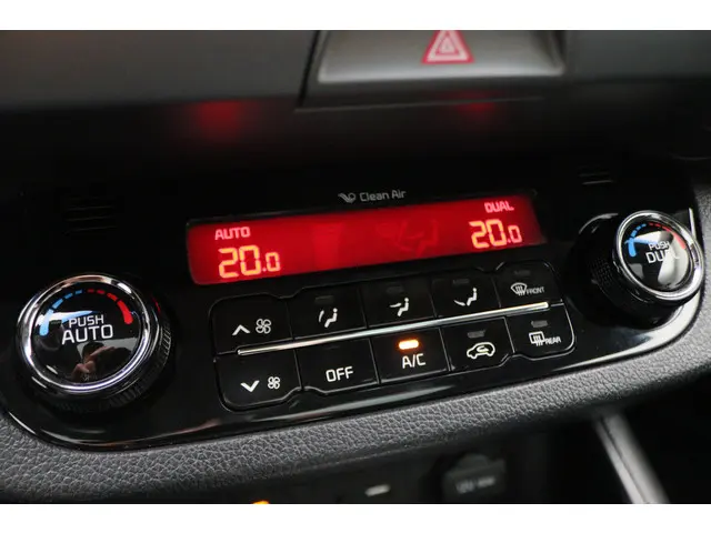 Kia Sportage 1.6 GDI X-treme ExecutiveLine 2015 Benzine 33