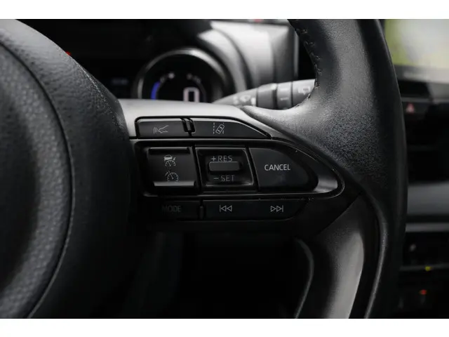 Toyota Yaris 1.5 Hybrid Executive 2021 Hybride Benzine 15
