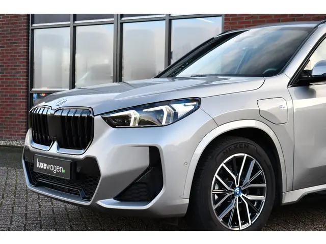 BMW X1 xDrive25e M-Sport 2024 Hybride Benzine 21