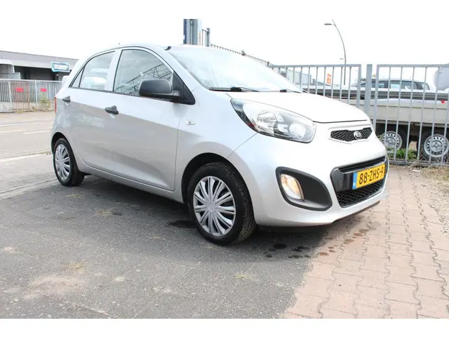 Kia Picanto 1.0 CVVT 2012 Benzine 2