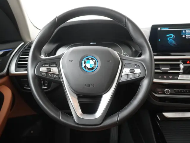 BMW X3 xDrive30e High Executive 2022 Hybride Benzine 2
