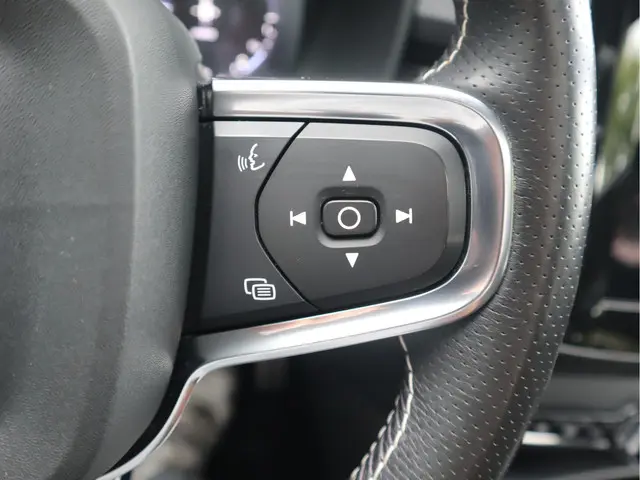 Volvo XC40 1.5 T5 Recharge 2021 Hybride Benzine 56