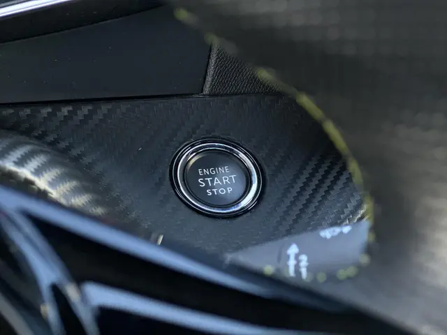 Peugeot e-2008 EV GT 50 kWh 2021 Elektrisch 23