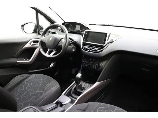 Peugeot 2008 1.2 PureTech 82pk Blue Lion 2016 Benzine 3