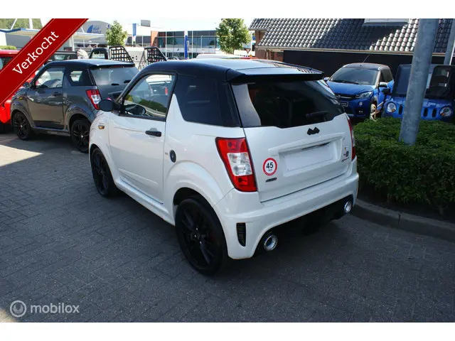 Ligier JS50 Brommobiel C Sport Ultimate 2022 Diesel 3