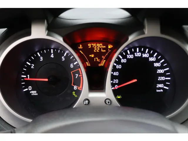 Nissan Juke 1.2 DIG-T S/S Connect Edition 2015 Benzine 4