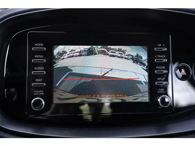 Toyota Aygo X 1.0 VVT-i MT Play 2022 Benzine 44