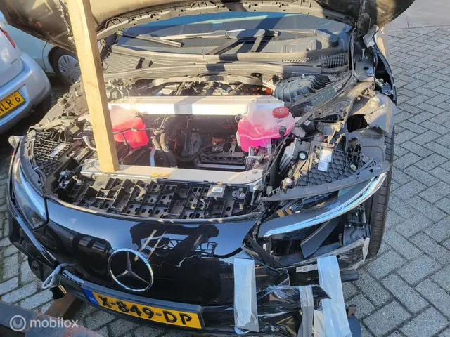 Mercedes-Benz EQE 300 AMG Line 89 kWh 2023 Elektrisch 23