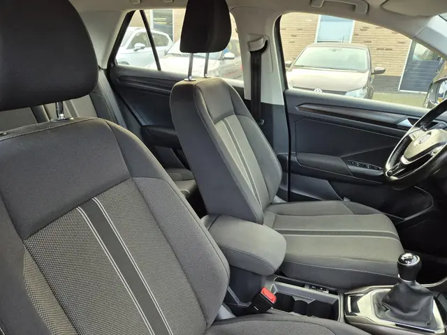 Volkswagen T-Roc 1.0 TSI Style 2018 Benzine 15