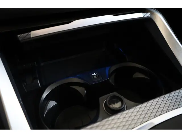 BMW i4 M50 2025 Elektrisch 18