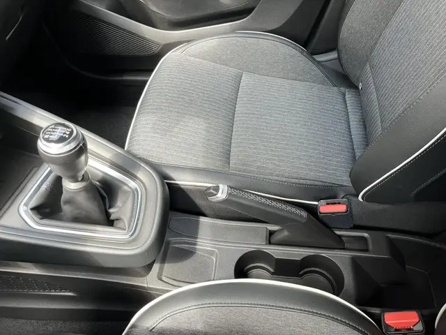 Renault Clio 1.0 TCe Intens 2021 Benzine 20