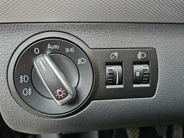 Volkswagen Touran 1.2 TSI Highline Life 2013 Benzine 15