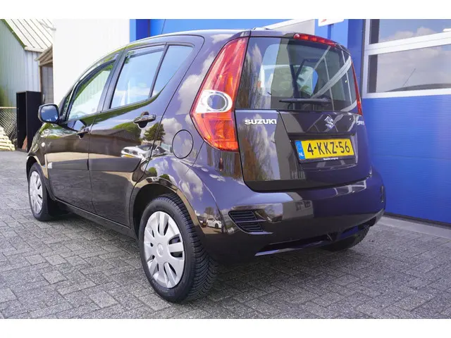 Suzuki Splash 1.0 VVT Comfort 2013 Benzine 7