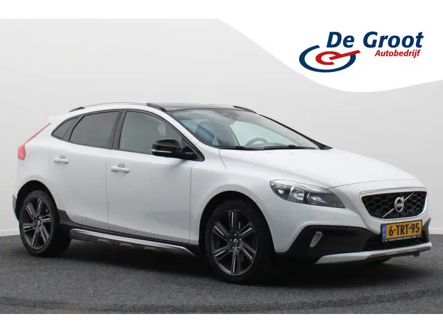 Volvo V40 Cross Country 1.6 T4 Momentum 2014 Benzine