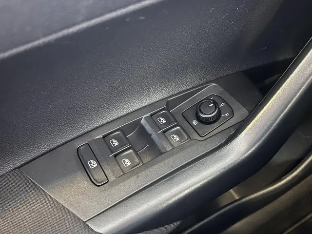 Volkswagen Polo 1.0 MPI Comfortline 2019 Benzine 28