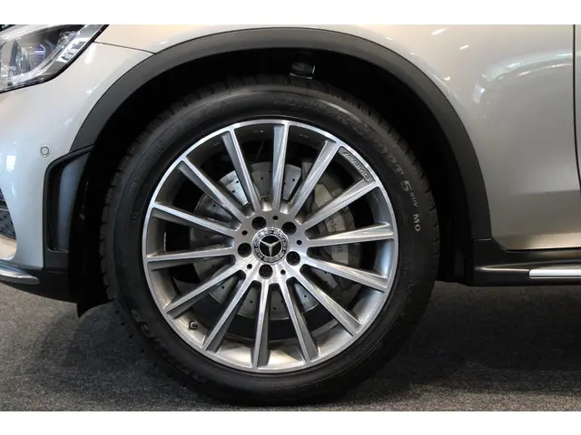 Mercedes-Benz GLC Coupé 300 4MATIC Premium 2019 Benzine 7
