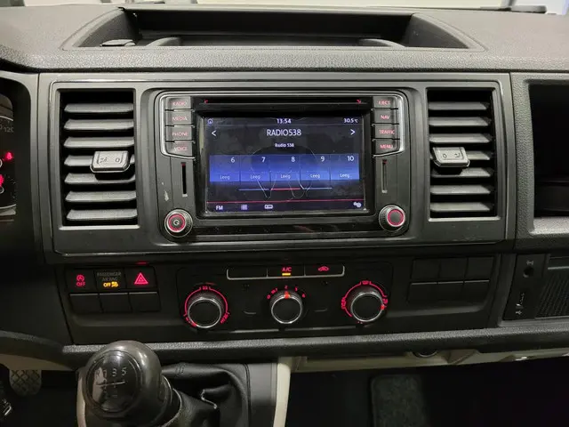 Volkswagen Transporter 2.0TDI L2/H1 Euro 6! 2017 Diesel 10