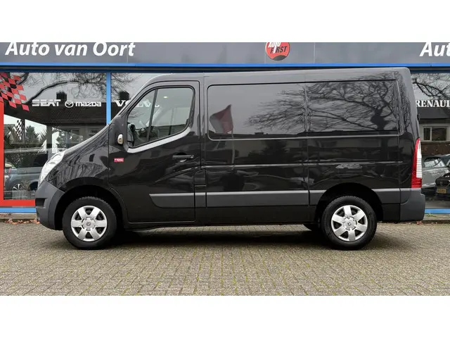 Renault Master bestel T28 2.3 dCi L1H1 2017 Diesel 2
