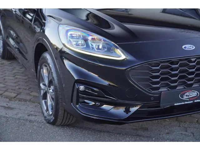 Ford Kuga 2.5 PHEV ST-Line X 2023 Hybride Benzine 20