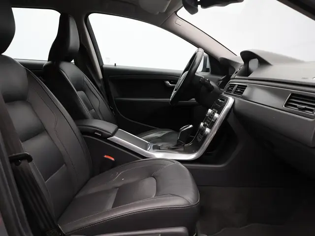 Volvo V70 T4 Automaat Polar 2016 Benzine 9