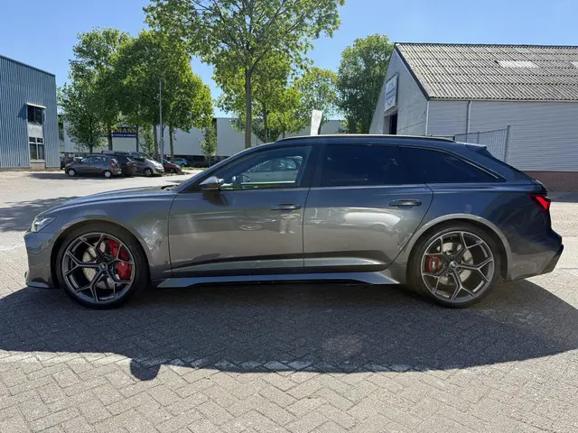 Audi RS6 2