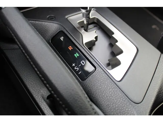 Toyota RAV4 2.5 Hybrid Energy 2018 Hybride Benzine 27