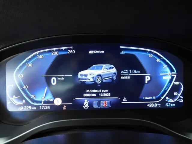 BMW X3 xDrive30e 2024 Hybride Benzine 12